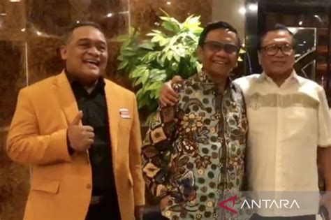 Oso Setuju Mahfud Md Jadi Cawapres Ganjar