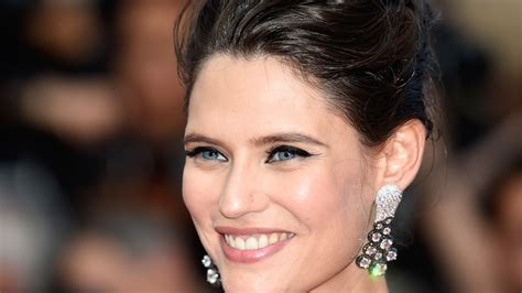 Tutorial Make Up Le Regole Per Scegliere Il Rossetto Nude Vanity Fair Italia