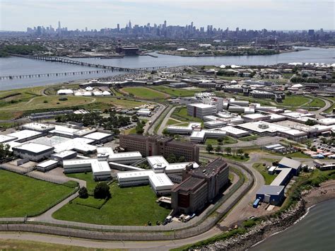 New York City to invest in mental health to reduce violence at Rikers