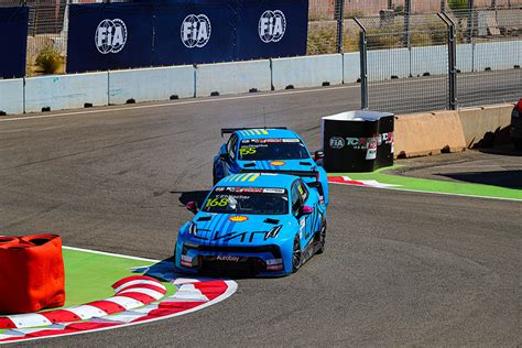 Ehrlacher Leads Cyan Racing In Marrakech Qualifying Fia Tcr World