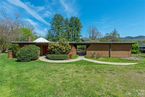 124 Dougherty Street, Black Mountain NC | MLS# Car4018851 - Greybeard