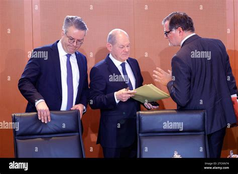 Olaf Scholz Bundeskanzler Wolfgang Schmidt BundesMinister für