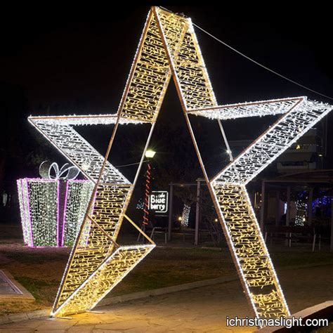 Christmas decorative large lighted star | iChristmasLight