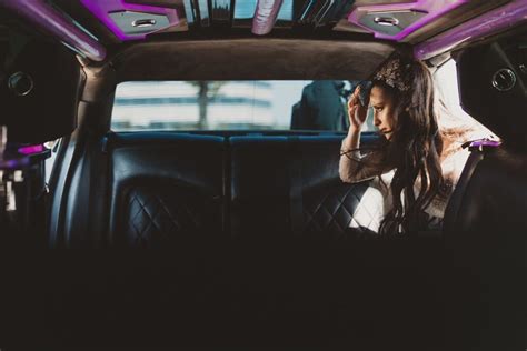 Black Chrysler 300 Stretch Limousine in Kansas City