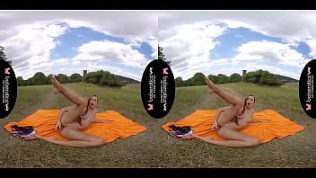 Solo Redhead Babe Ornela Morgan Is Masturbating In Vr Xvideos