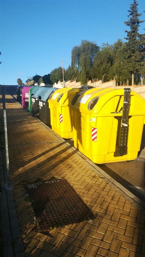 El Ayuntamiento De Alhaur N De La Torre Instala Un Punto De Reciclaje