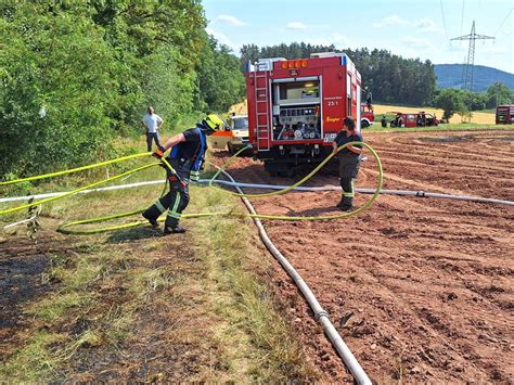 Drei Verletzte Einsatzkräfte bekämpfen Feuer Kronach Neue Presse