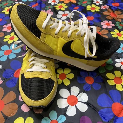 Mens Nike Yellow And Black Sneakers Size 8 Depop