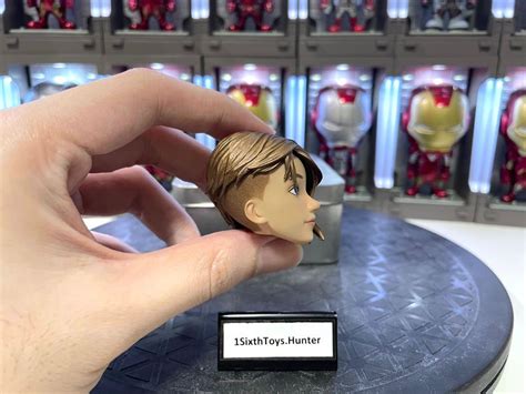 MARVEL SPIDER MAN INTO THE SPIDER VERSE HOT TOYS 1 6 SCALE MMS576 SPIDER GWEN HEAD SCULPT