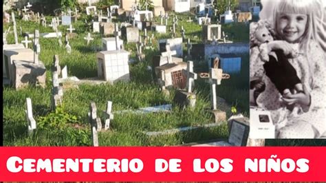 VISITANDO EL CEMENTERIO DE LOS NIÑOS mientras caminaba en un cementerio