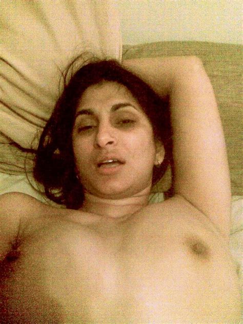 Indian Milf Whore Face And Big Hairy Pussy Nude Pics Porn Gallery