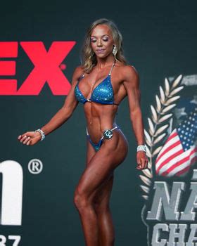 Hátrafelé öngyilkosság szabályoz ifbb bikini pro 2018 fizetés