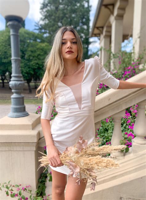 VESTIDO SASHA NUDE SATINADO Comprar En Nina Na House