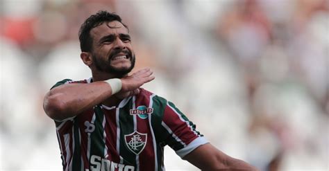 Corinthians Oferece Proposta Por Henrique Dourado Mercado Da Bola