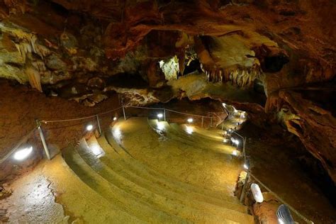 Visita A Las Cuevas Del Guila En Vila