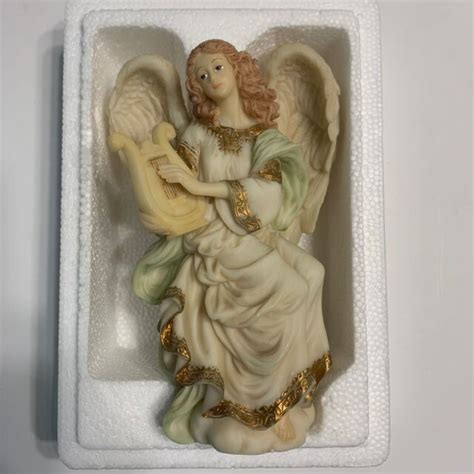 New 1997 Roman Seraphim Angel Figurine Cymbeline Peacemaker 67091