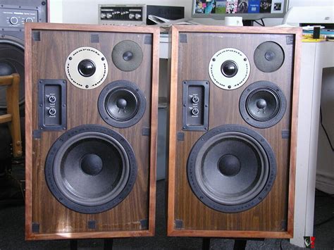 PRICED TO SELL! Vintage MARANTZ HD66 Speakers Photo #120492 - UK Audio Mart