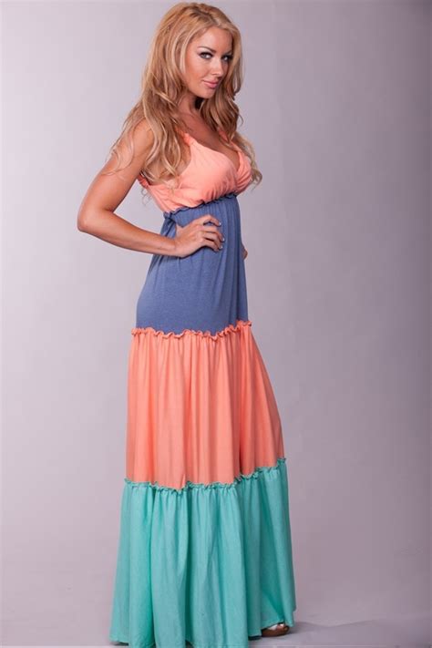 Pin On Barefoot Blonde