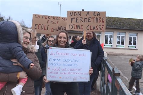 Carte Scolaire 2023 Un Village Se Mobilise Pour Sauver Une Classe 71