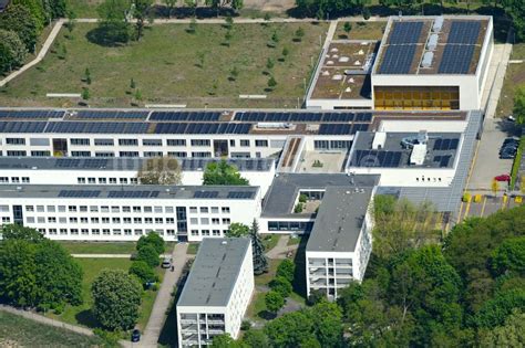 Luftaufnahme Berlin Gebäudekomplex der Berufsschule Schul und