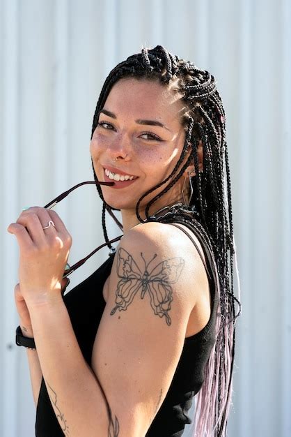 Tattoo Bikini Girl Pictures