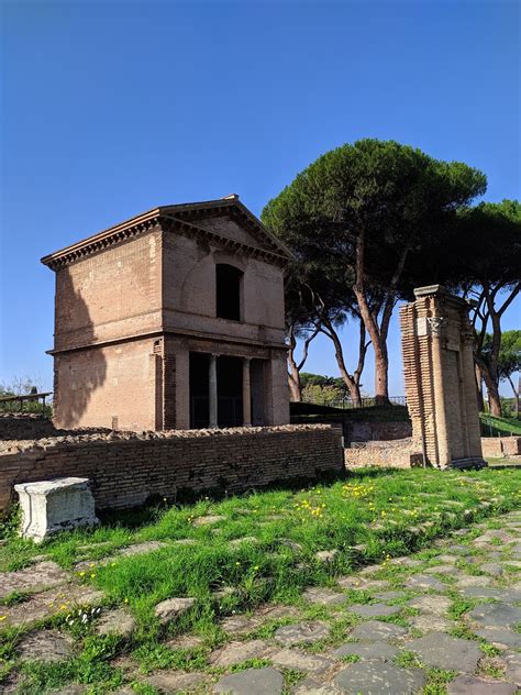 Tombe Della Via Latina Parco Archeologico Dell Appia Antica Roma