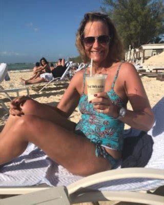 Mature Women In One Piece Swimsuits Porn Pictures XXX Photos Sex Images Page PICTOA