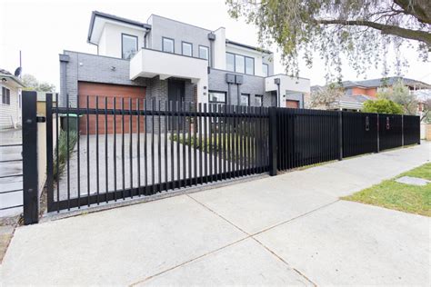 Modern Sliding Gate Design