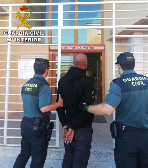 La Guardia Civil Detiene A Una Persona En Mirabueno Por Tráfico De Drogas Guada News