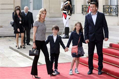 Photo Tiphaine Auzi Re Et Son Compagnon Antoine Et Leurs Enfants