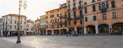 Secondo Itinerario Piazza Libert Piazza Garibaldi Via Da Ponte