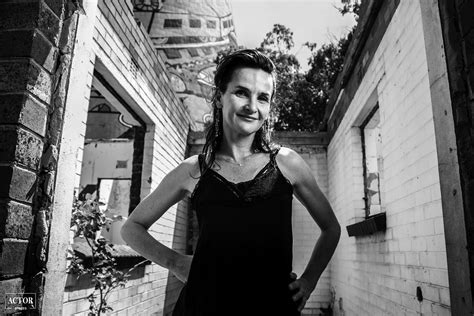 Pictures of Amanda Lane