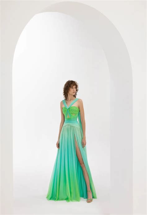 670 FASHION - GOWNS ideas in 2025 | gowns, fashion, beautiful dresses