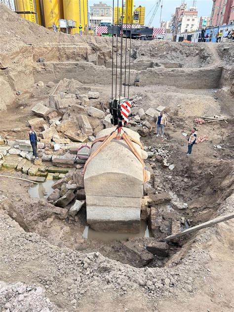 Digging Through History - "A Breathtaking Discovery in the Heart of the