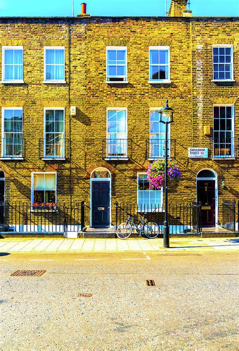 London Terrace Houses Photograph By Chay B Pixels