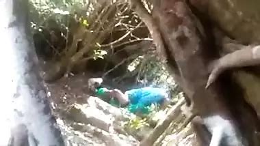 Couple Caught Fucking Outdoor Xxx Desi Porn Video