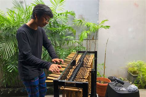 Angklung in Bandung! - Orchestra of Samples