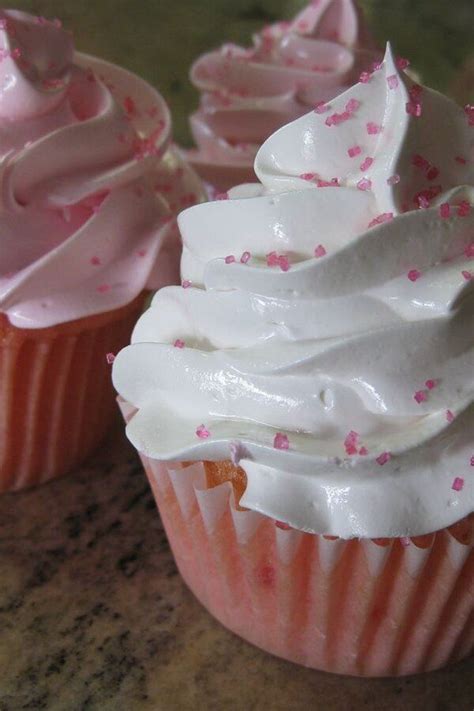 Fluffy White Frosting | Recipe | Fluffy frosting recipes, Frosting ...