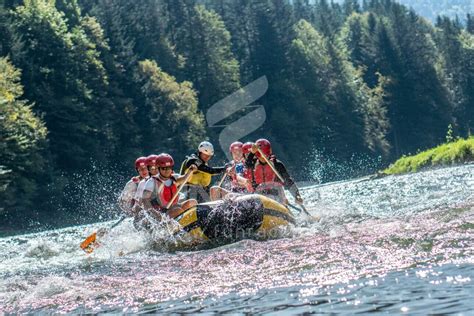 RAFTING na Dunajcu spływy pontonowe Dunajcem FUNRACE pl