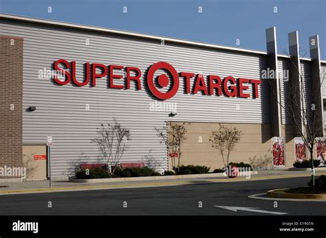 Super Target Logo