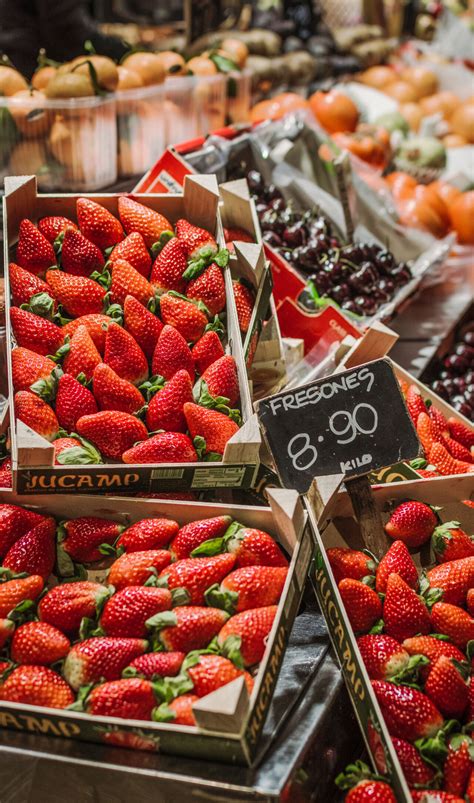 De Barcelona a Bilbao: una ruta por los mercados más emblemáticos de ...