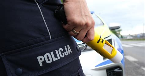 Wciąż trwa akcja Znicz Policja ostrzega posypią się mandaty