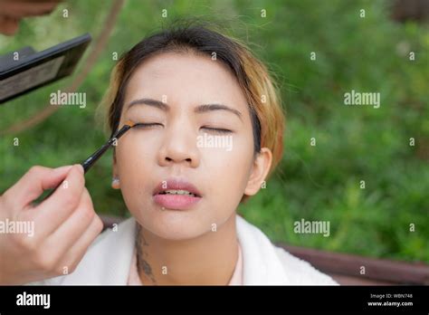 Model Blonde Hair Tied Up Hi Res Stock Photography And Images Alamy