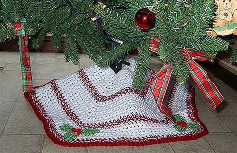 Ravelry Quick N Easy Christmas Tree Skirt Pattern By Priscilla Hewitt