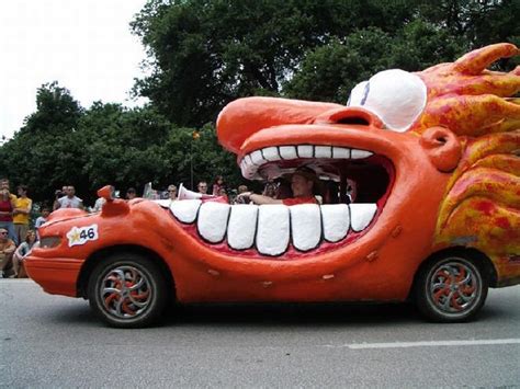 Curious Funny Photos Pictures 25 Crazy Cars