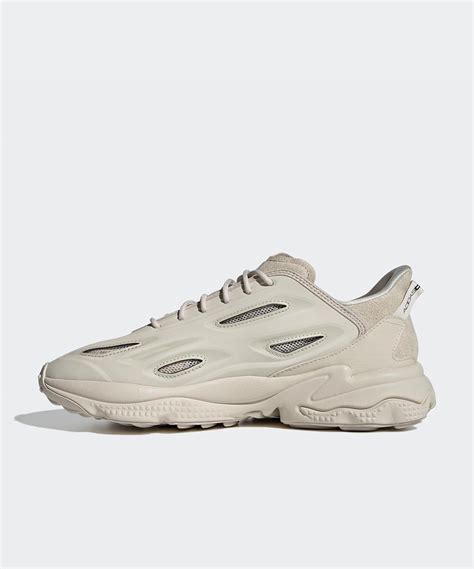 Женские кроссовки adidas Ozweego Celox по цене 13850.0 | Sneaks.kg