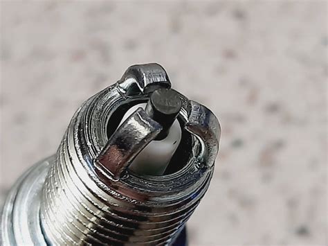Купить Свечи Brisk EXTRA LR15TC (3-электродные) ВАЗ, Lanos, Aveo, ЗАЗ ...