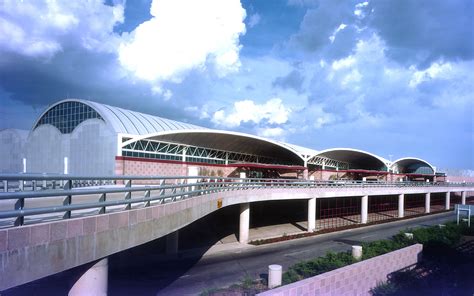 San Antonio Airport Terminal 1 Renovation - Marmon Mok Architecture