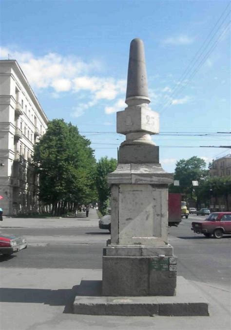 Столб верстовой, Санкт-Петербург, Стачек просп., Трефолева ул.