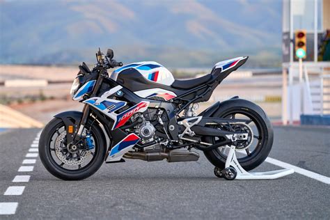 BMW Motorrad apresenta a M 1000 R 207 cv de potência Motor Show